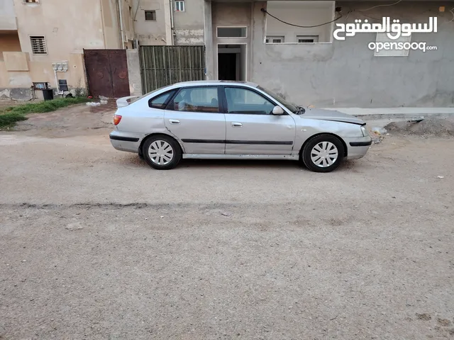 Used Hyundai Avante in Tripoli