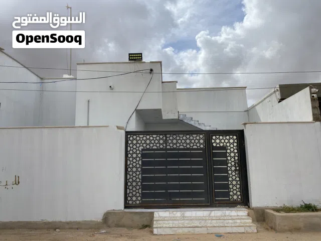 150 m2 3 Bedrooms Townhouse for Rent in Tripoli Alswani