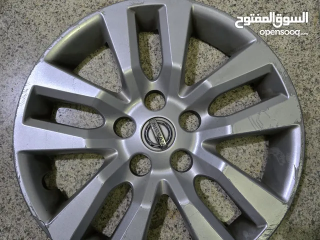 Original / Genuine Wheel Cups Nissan Altima 2017