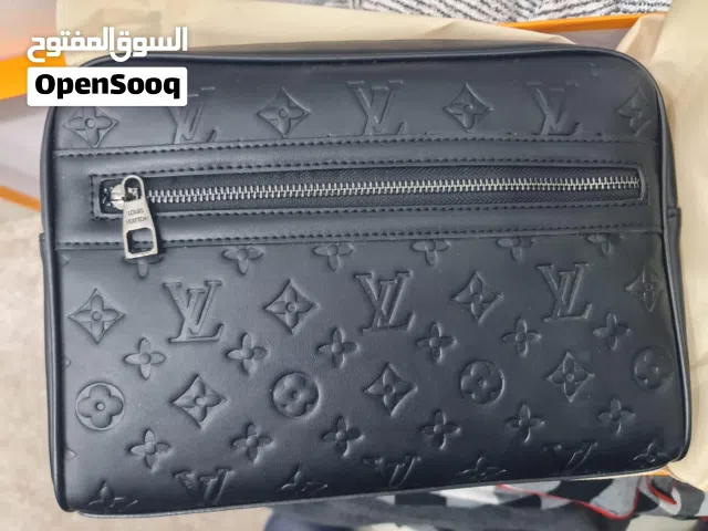 شنتة louis vuitton ماستر كوبي للبيع
