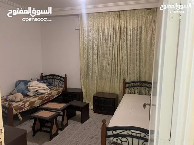 175 m2 3 Bedrooms Apartments for Rent in Amman Um El Summaq