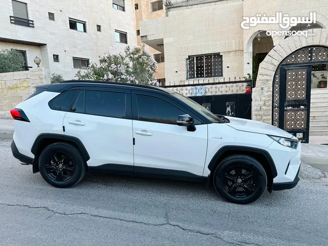 Used Toyota RAV 4 in Zarqa