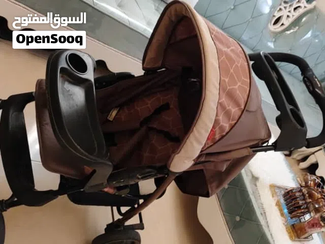 عربه اطفال ماركة عالمية جونيورز