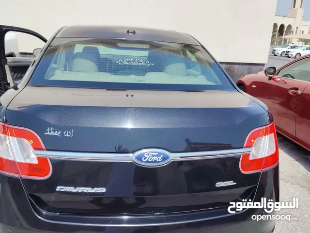 Used Ford Taurus in Central Governorate
