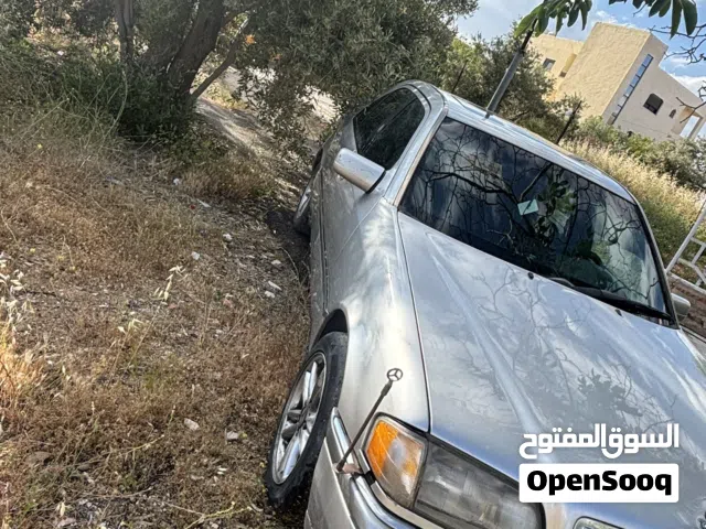 1995 مرسيدس بنز الفئة-C C 180