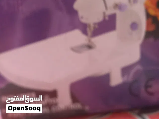 مكينه خياطه اوروبيه صغيرة