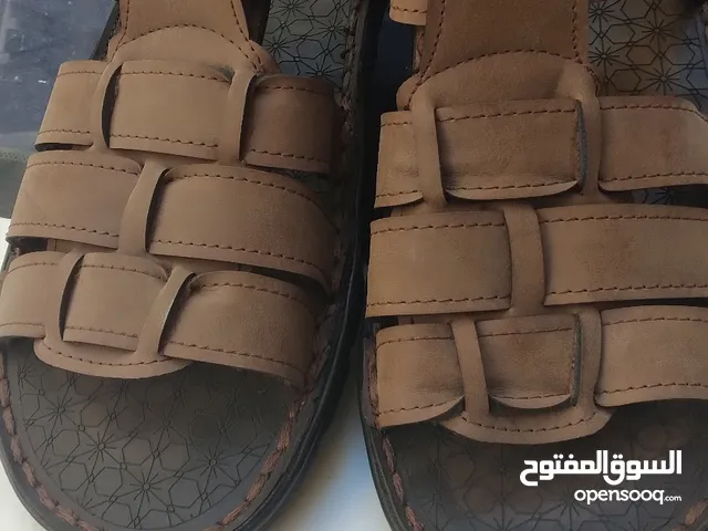 36 Slippers & Flip flops in Tripoli