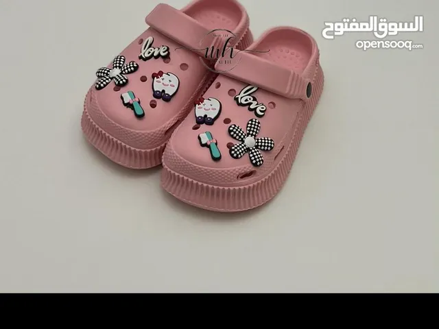 كروكس طبي أحذية
