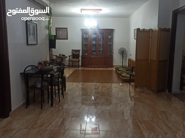 180 m2 More than 6 bedrooms Townhouse for Sale in Tripoli Abu Saleem