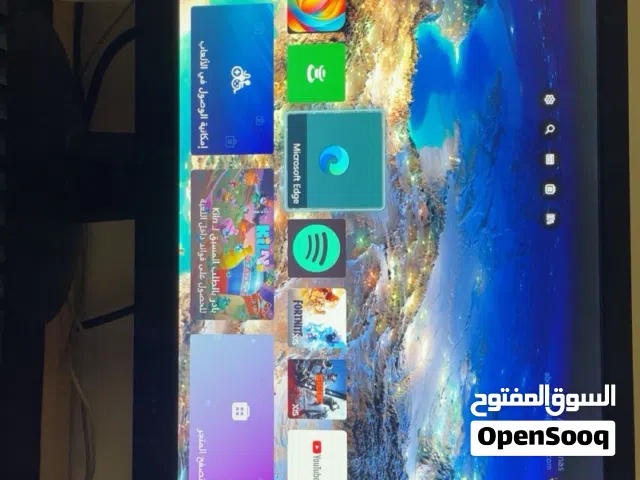شاشة lenovo استخدام خفيف الشاشه بتقدر تشغل عليها بليستيشن او pc بتشتغل عكلشي