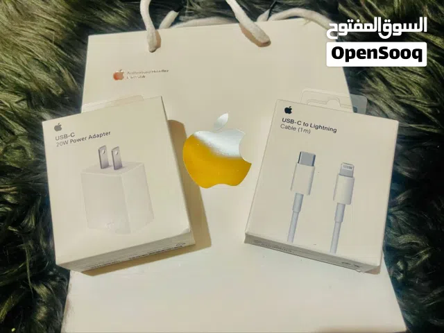 عضمه apple  Made in California