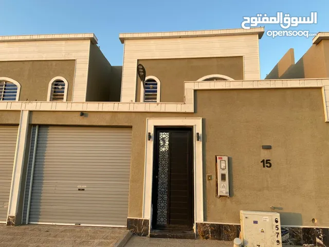 540 m2 More than 6 bedrooms Villa for Sale in Al Riyadh Al Hazm