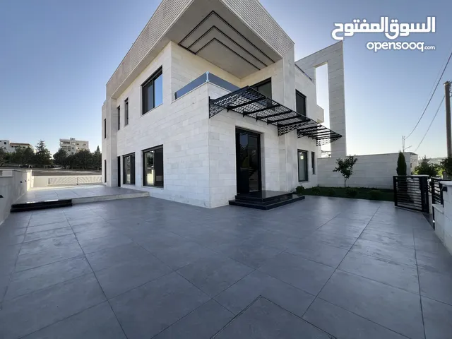 720 m2 4 Bedrooms Villa for Sale in Amman Dabouq