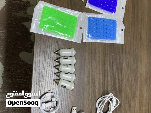 حامل هاتف و شواحن و راس شاحن لل سيارة اقرا الوصف