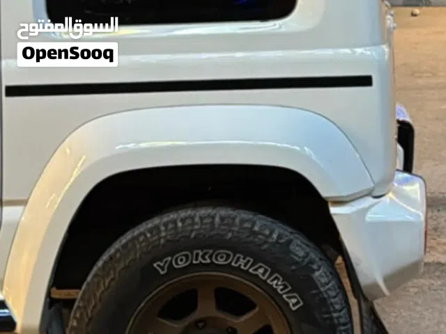 للبيع 5 رنقات جمني مع اربع اطارات ب 200BD