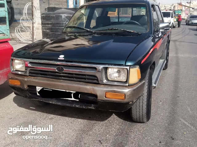Toyota Hilux 1993 in Zarqa