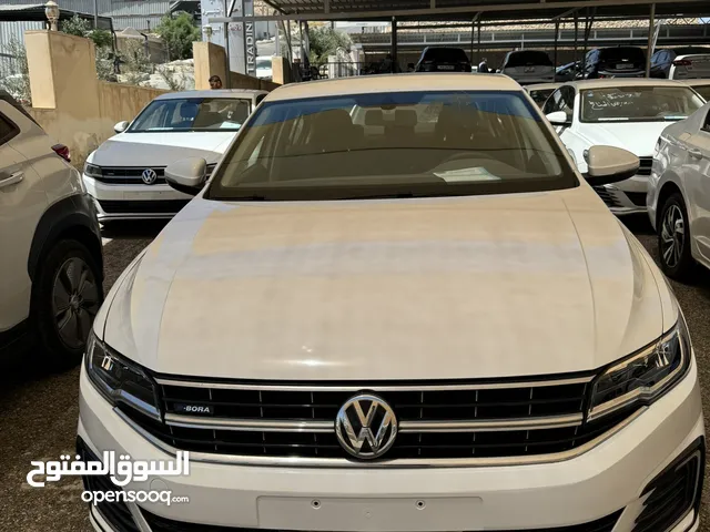 Used Volkswagen Bora in Zarqa