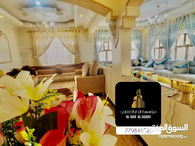 600 m2 4 Bedrooms Villa for Rent in Sana'a Asbahi