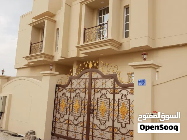 300 m2 3 Bedrooms Villa for Rent in Muscat Al Khoud