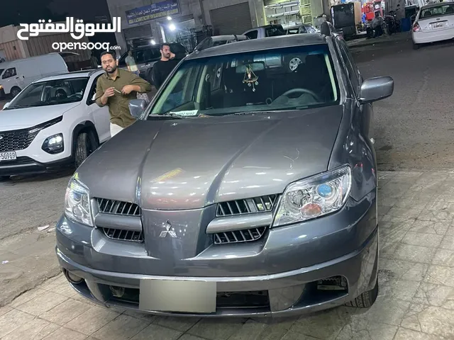 Mitsubishi outlander model 2007