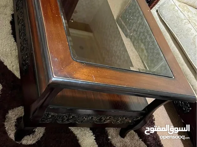 طاولات صالة أو غرفة ضيوف