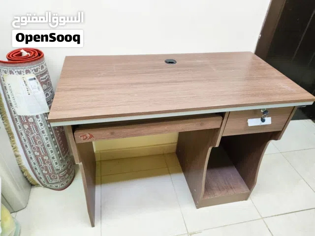COMPUTER AND STUDY TABLE GOOD CONDITION URGENT SALE