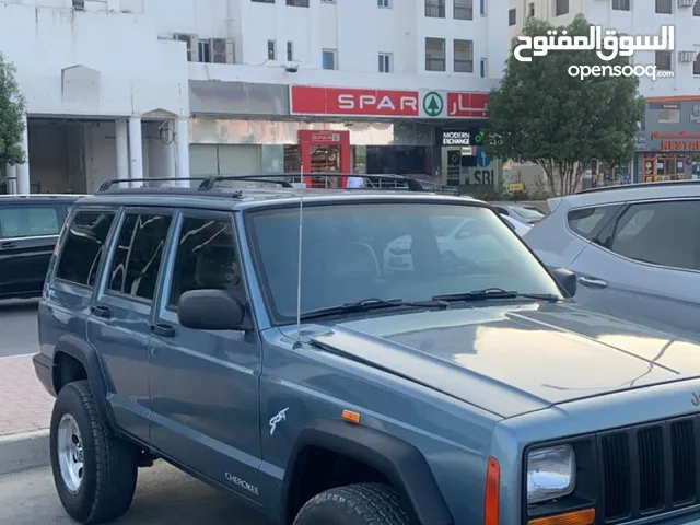 Used Jeep Cherokee in Muscat