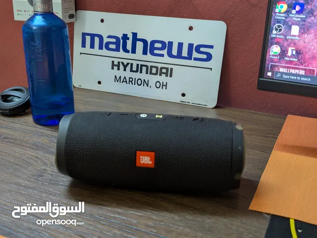 JBL Charge 3 مكبر صوت بلوتوث محمول مقاوم للماء ، وبنك البطارية