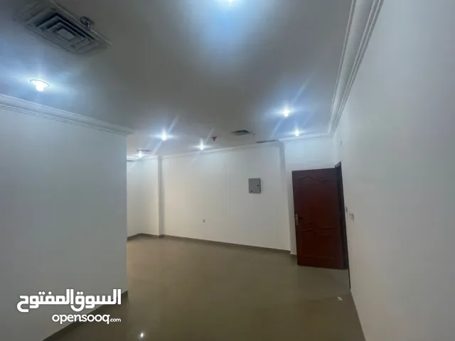 مكتب في حولي 32 متر مع رقم الى