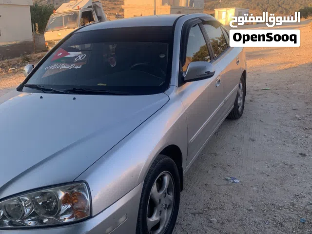 2003 هيونداي افانتي SE