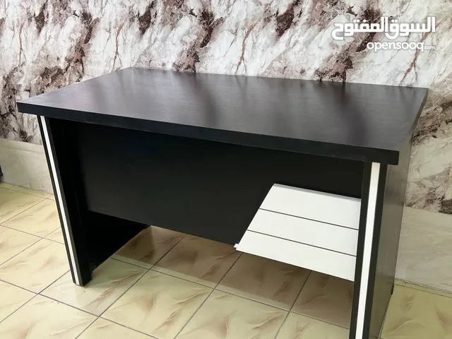 مكتب تفصيل بسعر المصنع خشب لامينت مستورد 120*60 باقل سعر بالمملكه مع وحده ادراج معلقه