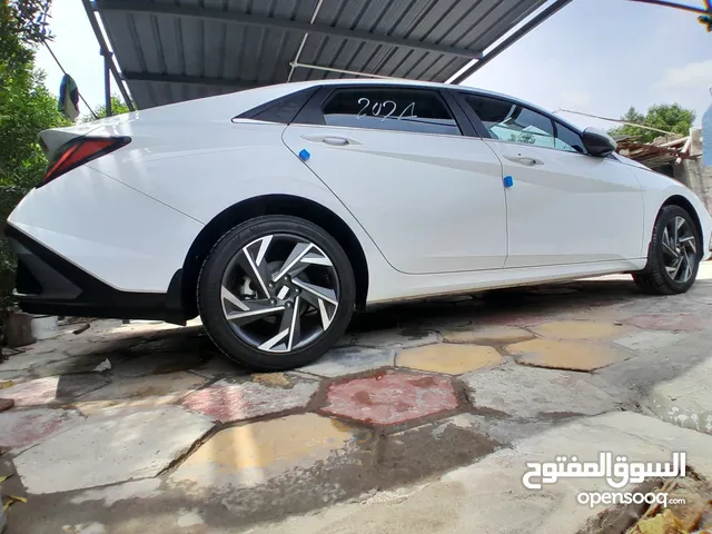 Hyundai Elantra 2024 in Basra