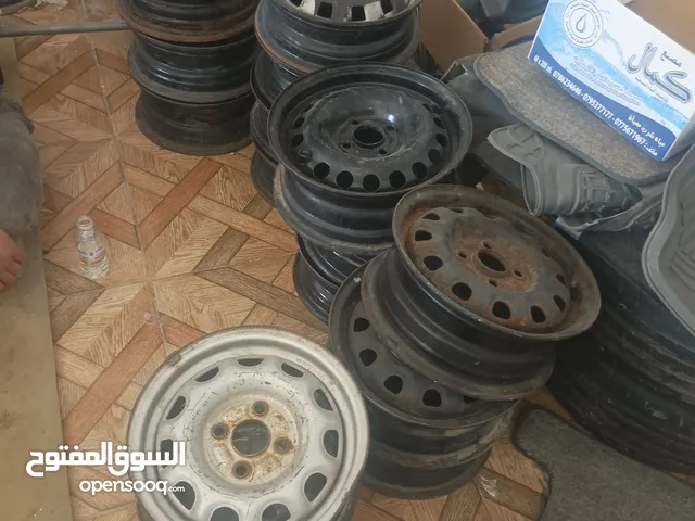 جنات حديد أربع براغي 13و 14 للبيع السعر 4