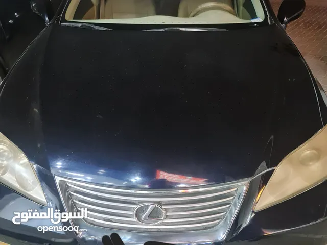 ES350 مضيفة جدا جدا استعمال بسيط 18000 قابل للتفاوض حياكم نتفاوض عالسعر إلي تبونه