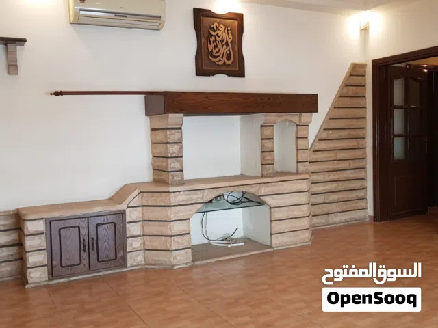220 m2 3 Bedrooms Apartments for Sale in Amman Deir Ghbar