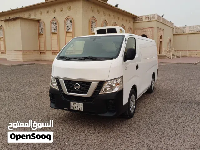 للبيع نيسان بوكس ثلاجه 2021