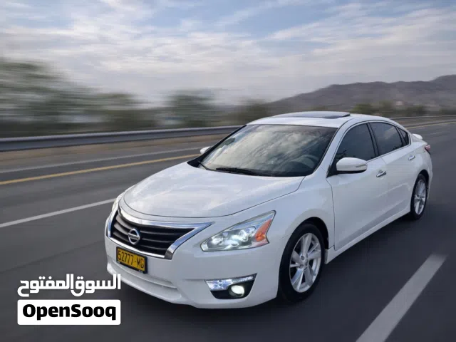 Used Nissan Altima in Al Dakhiliya
