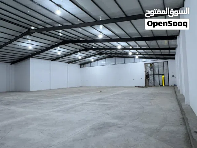 هنقر سقف سندوتش بمساحة ( 1100 م )للإيجار