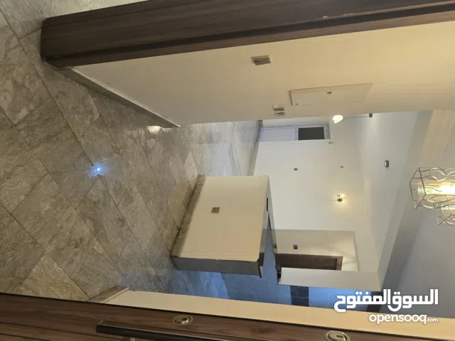 190 m2 3 Bedrooms Apartments for Rent in Baghdad Tajiyat