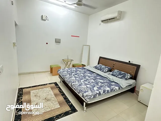 غرفه للايجار ليوم في ازكي