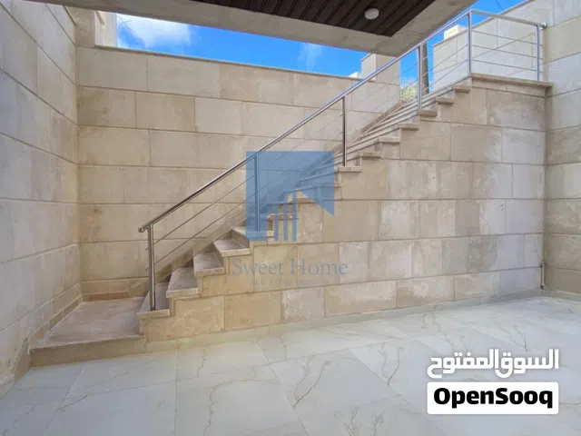 184 m2 3 Bedrooms Apartments for Sale in Amman Tla' Ali