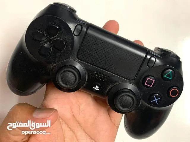 يدية اصلية بلاستيشن 4 جيدة جدا