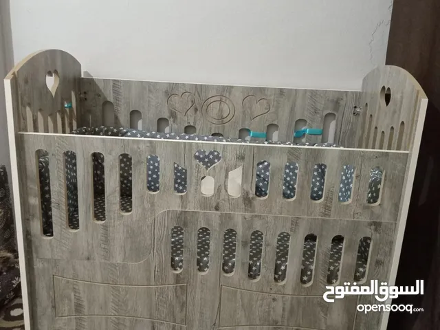 البيع تخت اطفال