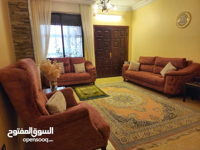 480m2 More than 6 bedrooms Villa for Sale in Amman Daheit Al Rasheed