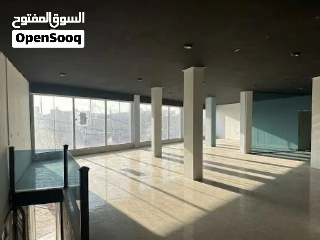 قاعة تجارية طابق أول كامل للأيجار