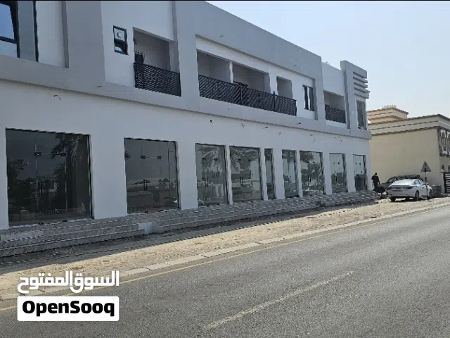 للايجار محلات في السيب مربع الشريجه  الخط الاول من البحر