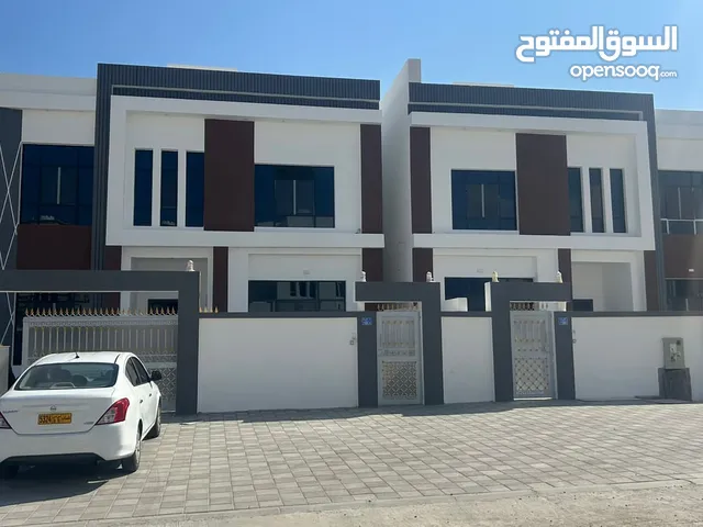 356 m2 More than 6 bedrooms Villa for Sale in Muscat Amerat