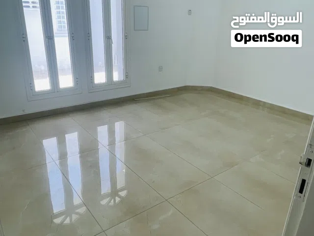 متاح لدينا استوديو غرفه وصاله ومطبخ وحمام بالغبره خلف ملينيوم ماركت بسعر مناسب جداً السعر 170شامل كل
