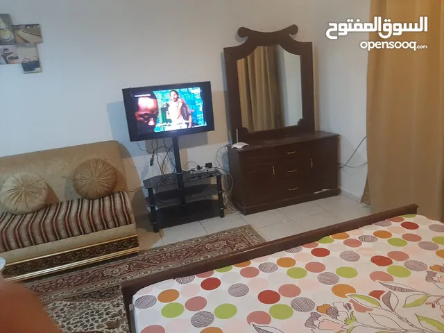 للايجار بعجمان استوديو مفروش قريب من جسر غلفا وشارع خليفه