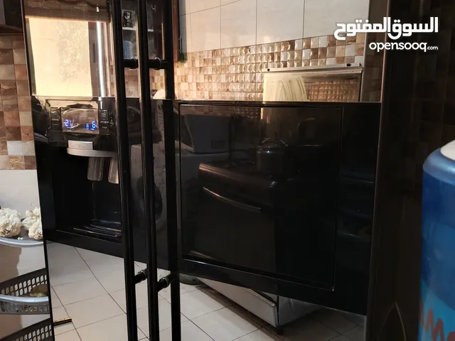 ثلاجه سامسونج بابين بحاله ممتازه